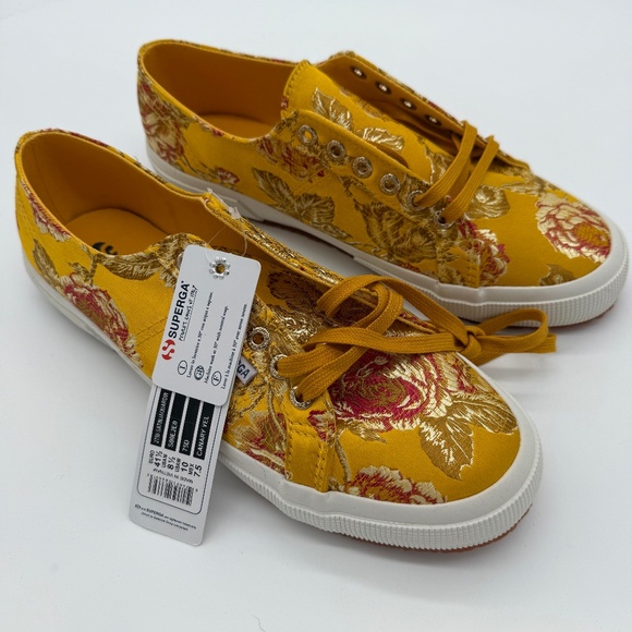 Superga Women’s 11 Canary Yellow Floral Brocade Sneakers With Red & Gold NWT - Picture 1 of 14